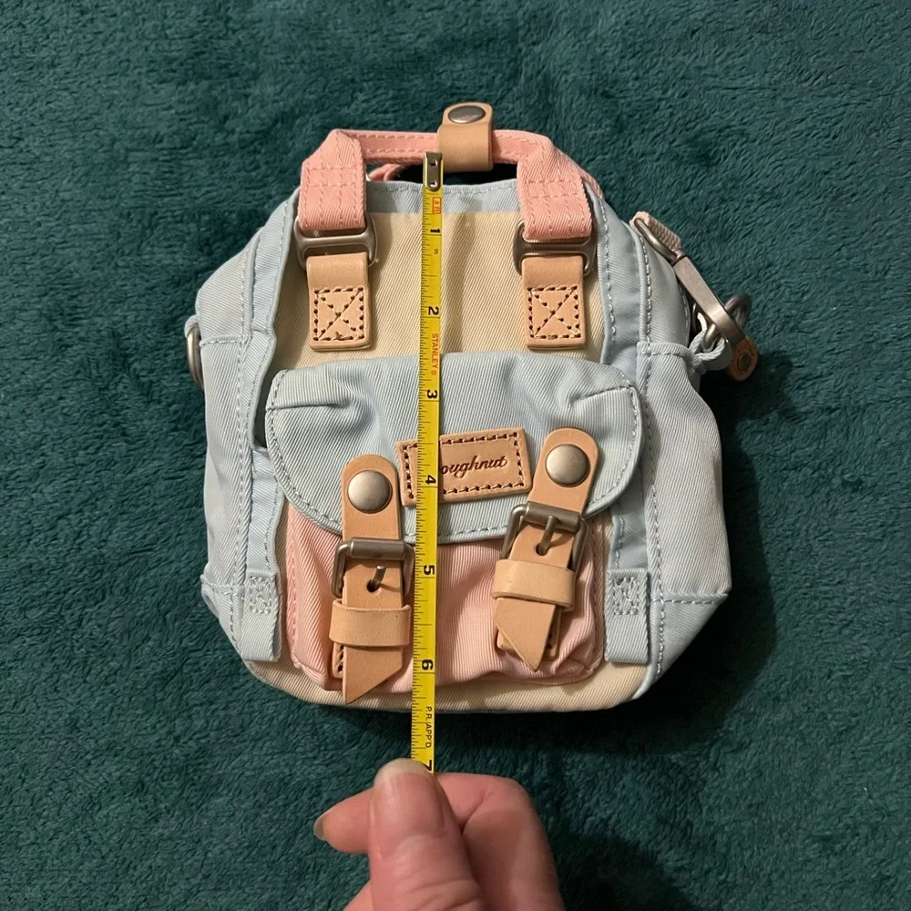 Doughnut mini macaron crossbody - Picture 3 of 4